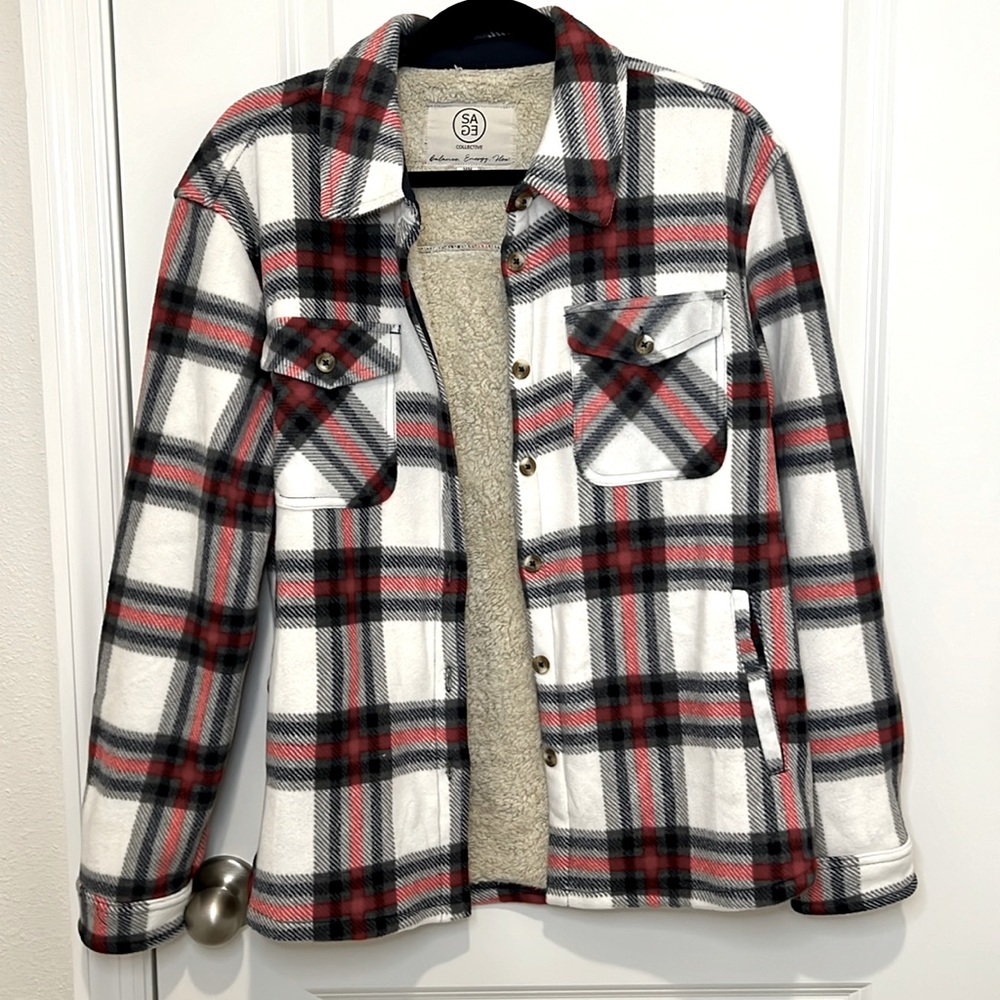 NWOT Plaid Shacket Fleece Lined Size Medium